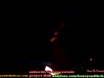 cam couple porn honeyand_thebear image #1773716