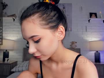 cam girl porn riskyproject image #6196342