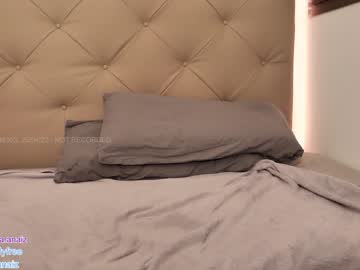 cam girl porn bunnyblondy image #4246745
