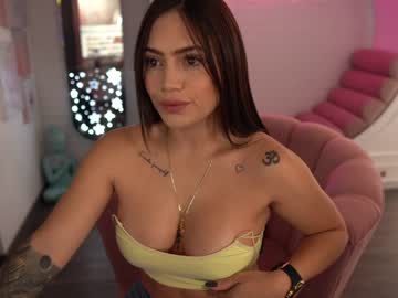 cam girl porn ashlyeroberts1 image #705757