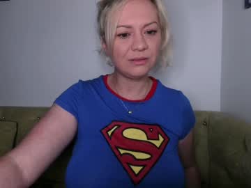 cam girl porn kiradivine image #3520996