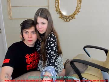 cam couple porn karolina_coy image #1840504