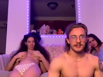cam girl porn kylieexoxoxo2432 image #6729428
