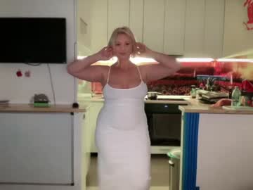 cam girl porn kiradivine image #5624350