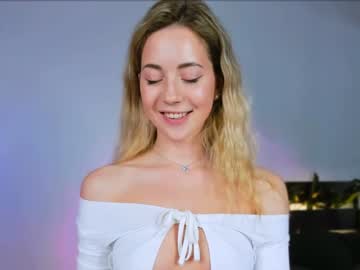cam girl porn emmi_rosee image #4197424