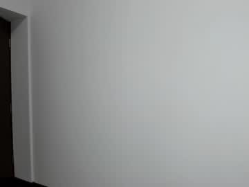 cam girl porn shiny_jullyenne image #4730640