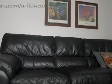cam couple porn ari_lovexo image #4637585