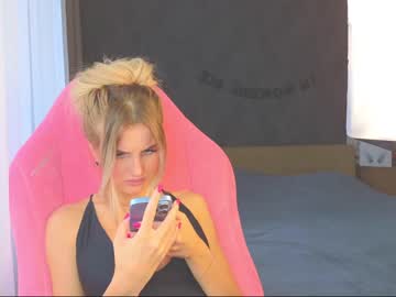 cam girl porn emilydancee image #6849192
