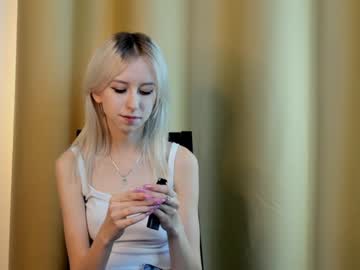 cam couple porn blonde_lotos image #5889621