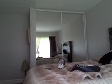 cam girl porn kiravixen image #4886606