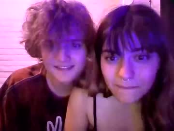cam couple porn sextones image #4839880