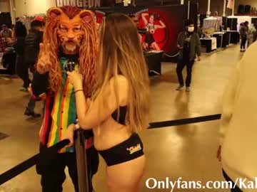 cam couple porn theboomboomr00m image #642077