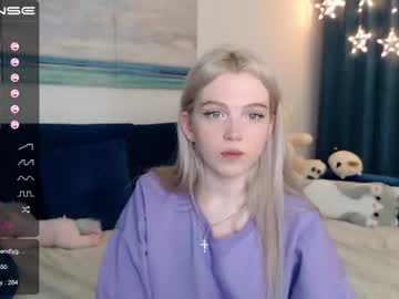 cam girl porn small_blondee image #1411567