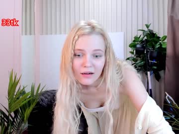 cam girl porn alien_kitty_ellie image #2407341