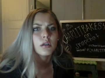 cam girl porn charlitbaker image #592473