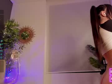 cam girl porn lau__1 image #5695017