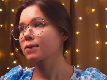 cam girl porn helenmoors image #4473035