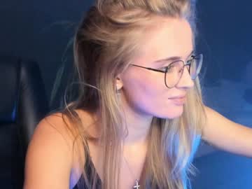 cam girl porn linellali image #2889442
