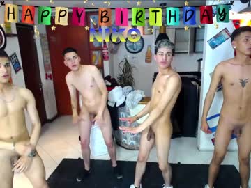 cam man porn sextwinksx image #4545672