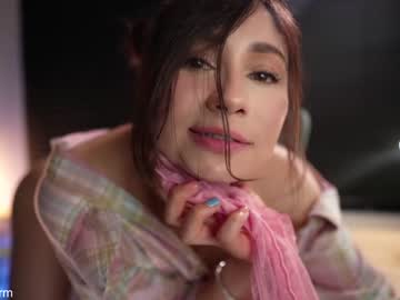 cam girl porn alejastorm image #4424372