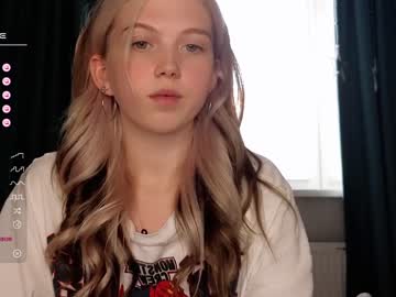 cam girl porn small_blondee image #5264397
