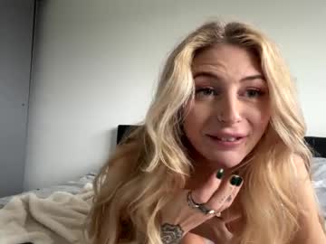 cam girl porn cheekyleiigh image #7047423