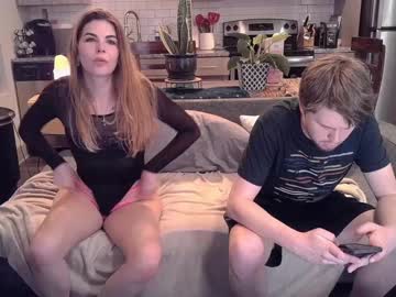 cam couple porn naomihartxo image #1378102