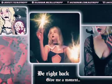 cam girl porn allotropp image #4036436