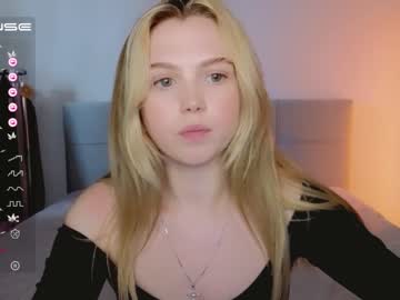 cam girl porn small_blondee image #4490137