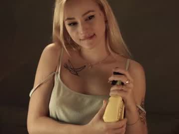 cam couple porn marilyn_rougee image #3153739