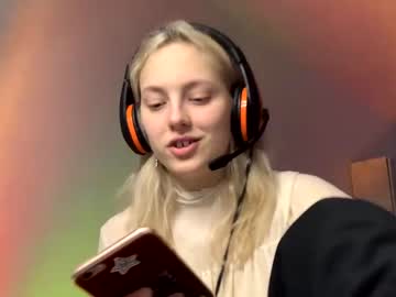cam girl porn holydori image #1411355