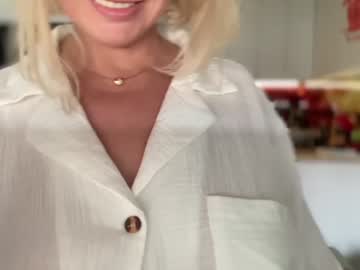 cam girl porn kiradivine image #5573361