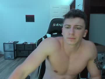 cam couple porn cowsgomoo101 image #1175365