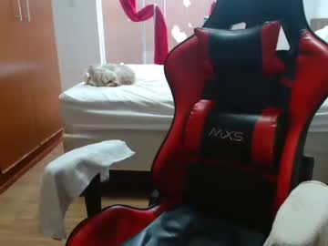 Cam for hot_wiffe