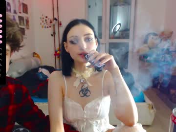 cam couple porn _alisa_in_wonderland image #6755474