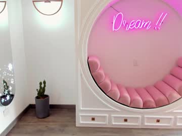 cam girl porn ashlyeroberts1 image #1660964