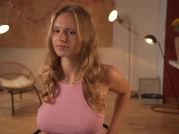cam girl porn chillwithkira image #2732437