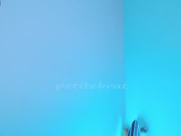 cam girl porn petitebrat image #25023