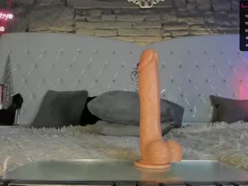 cam girl porn royalsquirt_ image #3991467