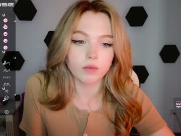 cam girl porn small_blondee image #4619781