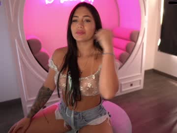 cam girl porn ashlyeroberts1 image #1014341