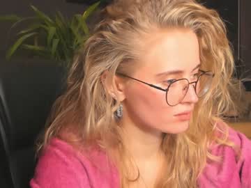 cam girl porn linellali image #2852673