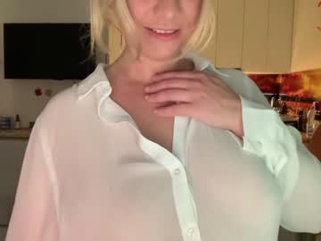 cam girl porn kiradivine image #4170525