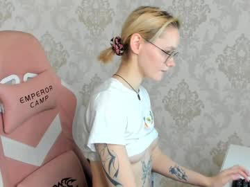 cam girl porn blondyliluu image #7023719