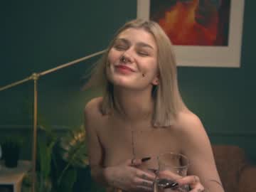 cam girl porn sophiastorm image #910088