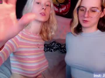 cam girl porn julia_tina image #1833980
