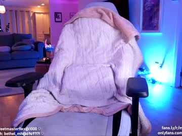 cam girl porn misshowl image #4403234