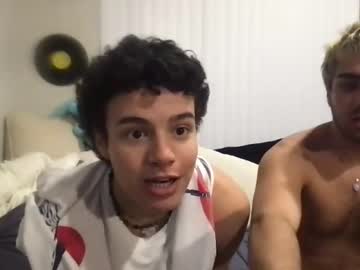 cam man porn tworoommates image #4265545