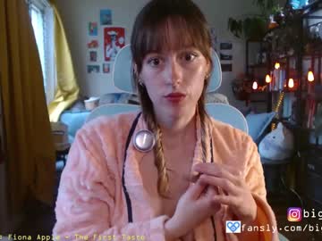 cam couple porn bigeyesxo image #6514529