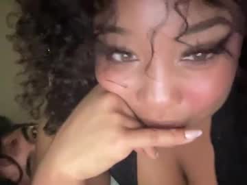 cam girl porn yourmommysol image #7088307